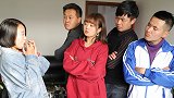 成绩太差被请家长，谁知学生的家长来头都不小，结局太搞笑了