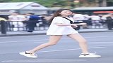 小姐姐好美，算得上是街拍一姐了吧！