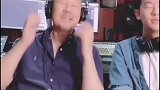 腾格尔吐槽模仿自己的人  练习生请开播 正主表态了，你们模仿得都不像！