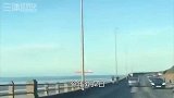 轮船还能在天上飞？小伙拍到真实画面，邮轮在空中漂流