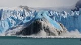 轰然崩塌！ 阿根廷一60米高冰川断裂坠海