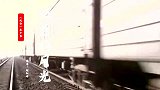 《残雪》插曲《银色的月光》,胡松华男高音演唱,值得收藏的经典