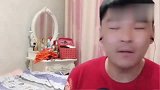 爸爸给金毛唱歌,突然被妈妈打断,爸爸说给金毛做胎教,笑喷了