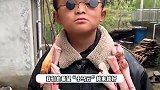 为捞金不择手段？小马云表哥唆使他拦车要钱，本人道歉回应