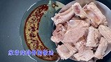家常炖排骨的做法，好吃有诀窍，方法都告诉你，排骨肉软烂不油腻