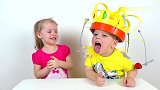 萌娃姐弟挑战“帽子游戏”，谁能吃到帽子上的东西，谁就是胜利者