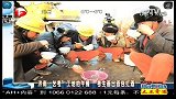 济南：艺考“工地的午餐”考生画出面包红酒-2月6日-超级新闻场