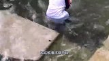 传说的“水鬼”在孟加拉现身，看到水鬼真容后，网友：大开眼界