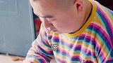 熊孩子的基本操作，你看了保证你也会攥紧拳头，想做点什么！