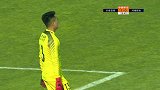 建业边路传中造杀机 祎凡与本方后卫配合失误脱手