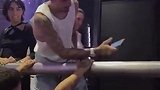 阿尔瓦雷斯和一众马竞球员去夜店蹦迪