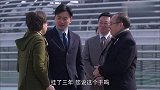 儿子真有本事，圆了老妈的追星梦，让她跟偶像拍照合影