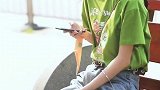笑容这么清纯干净的，又是哪个18岁男生的青春呢？