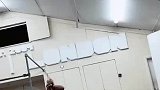 国外大叔这是偷师成功了，少林打狗棍法耍的一流，太帅了