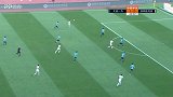 第45分钟深圳佳兆业球员迭戈·索萨射门