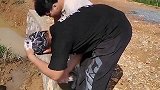 老哥你太逗了，这一番表情动作差点给我笑坏了！