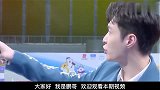 张子枫问张艺兴：杨紫漂亮吗？张艺兴下意识的回答，杨紫脸都红了