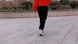今天降温了，大风刮得小区里都没人了