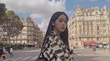 欧阳娜娜巴黎街拍 黑白色调下的甜酷美少女