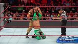 WWE-16年-RAW第1215期：单打赛斯特劳曼VS辛卡拉-全场