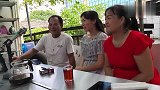 湘湘姐，穿山妹和老二哥在美丽的大庄园唱山歌，神仙没有我们快乐
