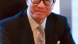 90岁超人李嘉诚退休，那他的财富给了谁呢？