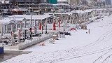 气温骤降！荷兰海牙四月飘雪 未来降雪还会继续