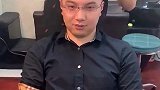 带好装备出门撩小姐姐，男子太心机了！