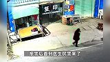 老人凌晨将女婴遗弃，医生称刚出生不到10小时，监控拍下心疼一幕