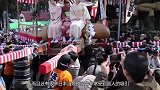 日本人为什么喜欢跪式服务，难道他们跪着不痛吗？