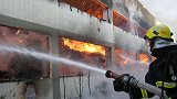菏泽开发区一工厂车间突发火灾 所有员工已撤离厂区