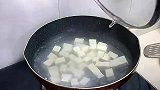 家常菠菜豆腐汤这样做，营养美味，热量超低，减肥者的福音