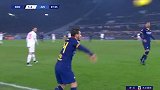 机智！C罗示意界外球快发 然后快速推进底线连过2人险些破门