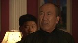 家里突然被日本兵包围，老爷子让大家先走自己断后
