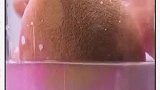一分钟清理化妆工具的小技巧来了，看完视频的你学会了吗