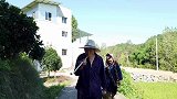 四川方言：农村小伙赶场回家，背篼里发生自燃，鸡蛋都烤焦了！