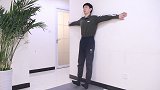 每天靠墙翘脚尖5分钟，30天平坦小肚子！解决腰痛！细小腿！