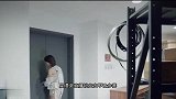 安安带2孩子放飞自我，许朗羡慕趴一旁想参与，一家四口甜蜜蜜