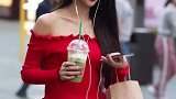 很惊艳的一个回眸