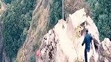 悬崖峭壁烧龙头香