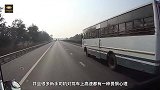 高速公路超车变道技巧，老司机三车道实录详解，新手学会不吃亏