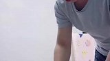 新手爸爸学习怎么抱宝宝