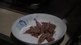 鸡翅尖原来也能这样吃，桃子姐自制麻辣鸡尖，正宗四川做法