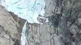 松恩峡湾深处的冰河，好不寻常的纹理，神奇的大自然