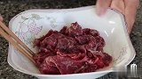 夏天牛肉的吃法，不煎不炒，做法简单快捷，加点小米椒很下饭