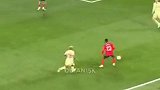 天生克星？门德斯灵巧转身拉球 轻松戏耍亚马尔