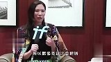 邓文迪带女儿看望默多克，再得前夫财产268亿，前夫眼神太有戏