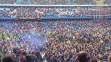 英超-1718赛季-壮观!曼城球迷进球场庆祝冠军 全场嗨爆了-专题