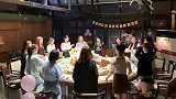 舞蹈生聚餐前的仪式感，这个必须要安排上