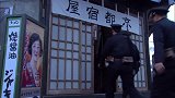 猜拳八路被特务追杀，路边的乞丐救他一命，原来深藏不露是高人